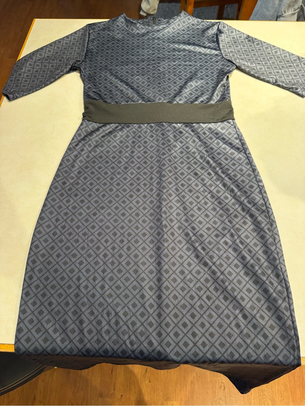 Navy/black Diamond-Print Midi Dress with Elastic Waistband